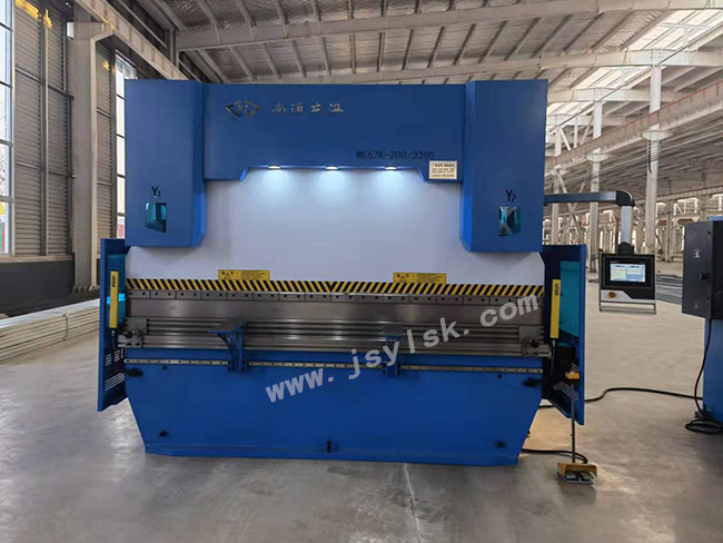 WE67K-200/3200數控折彎機